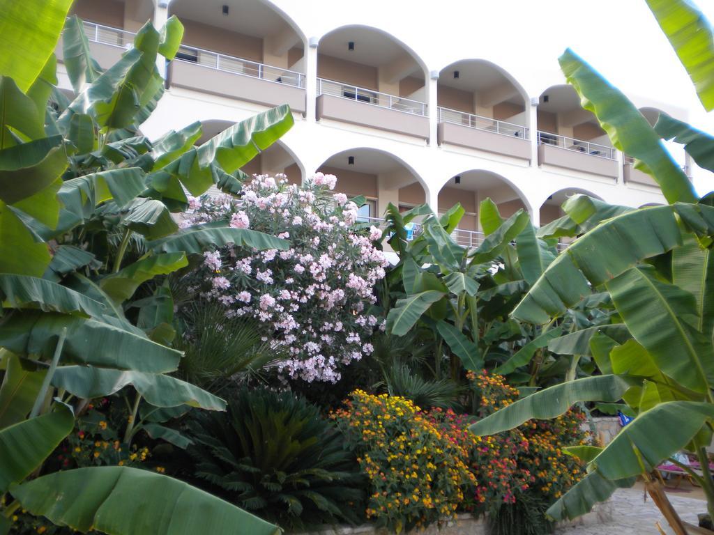 Paradise Lost Hotel-Apartments Tolón Esterno foto
